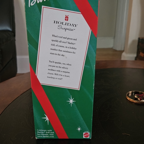 2000 Holiday Barbie NIB - Picture 3 of 4